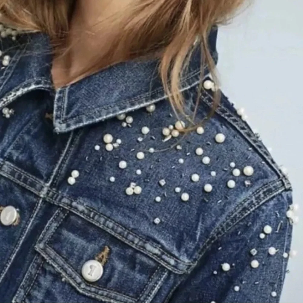 Anthropologie Pilcro Embellished Distressed Denim Trucker Jacket Size Small - Picture 14 of 16